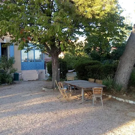 Maison d'Hôtes La Bastide Bleue-3